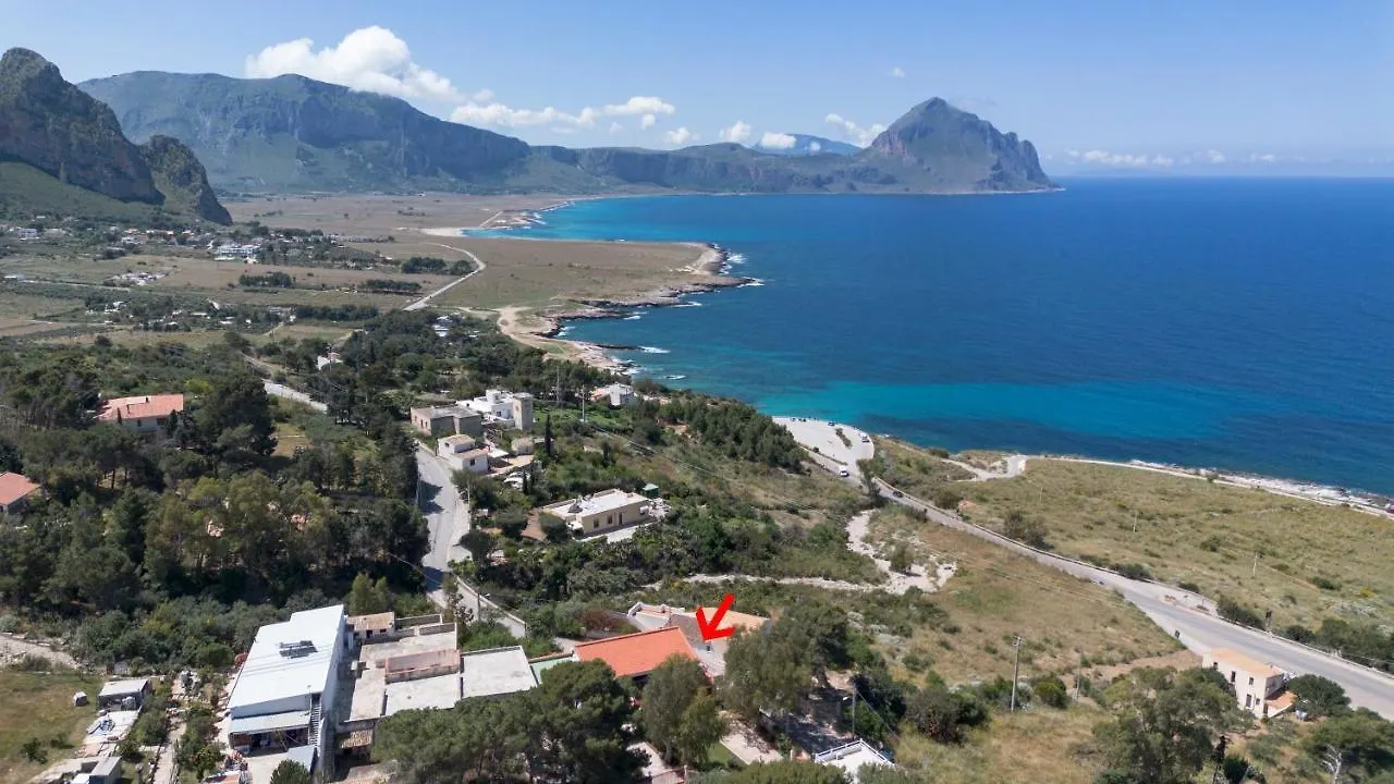 Villa Gina con vista mozzafiato sul golfo di Macari 0*,