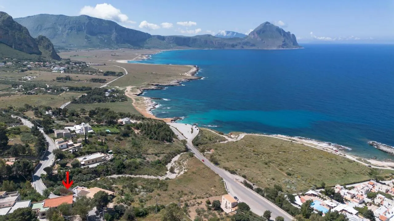 Villa Gina con vista mozzafiato sul golfo di Macari