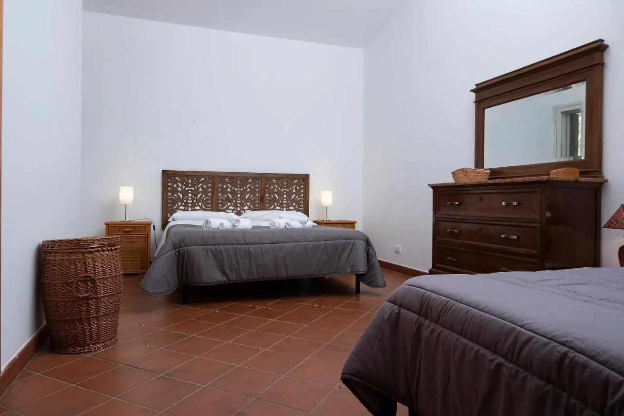 Villa Gina Con Vista Mozzafiato Sul Golfo Di Macari 0*,  Italien